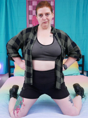 Bettie Brickhouse (she/they)